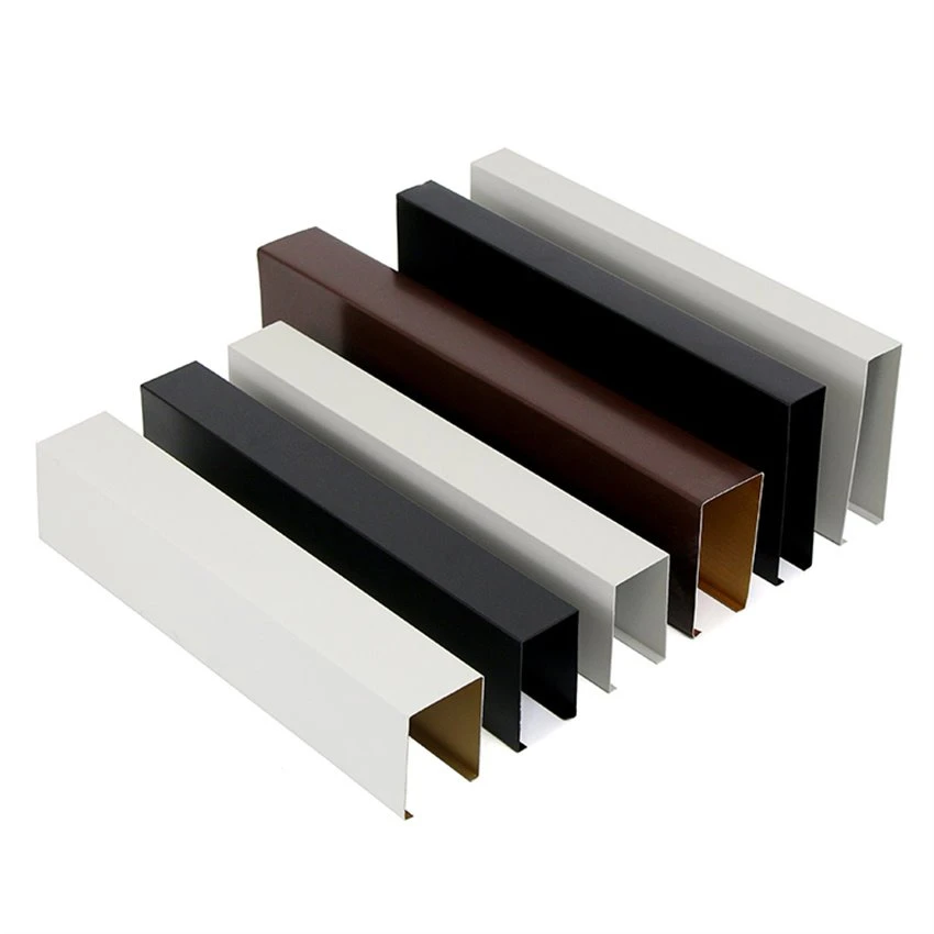 Soffitto con listelli in alluminio