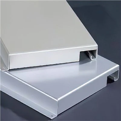 Soffitto agganciabile in alluminio-