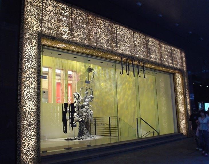 Parete esterna di un edificio alto Rivestimento dal design speciale Soffitto Pannelli decorativi in ​​alluminio intagliati in metallo con motivo personalizzato