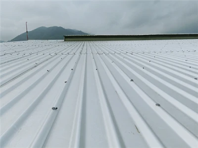 Efficienti e sostenibili: le piastrelle isolanti in alluminio e magnesio come...